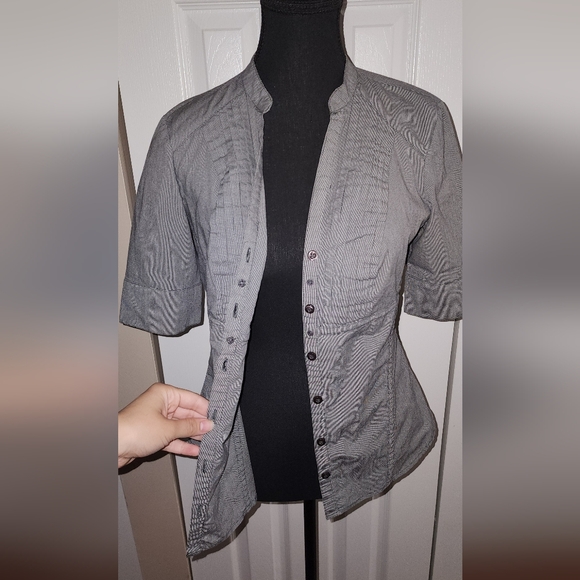 Fitted button up work shirt - Picture 1 of 4